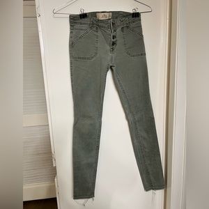 Hollister Green Jean
